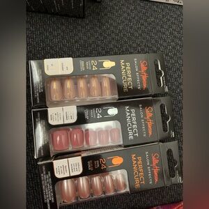 Sally Hansen Press Ons set of 3